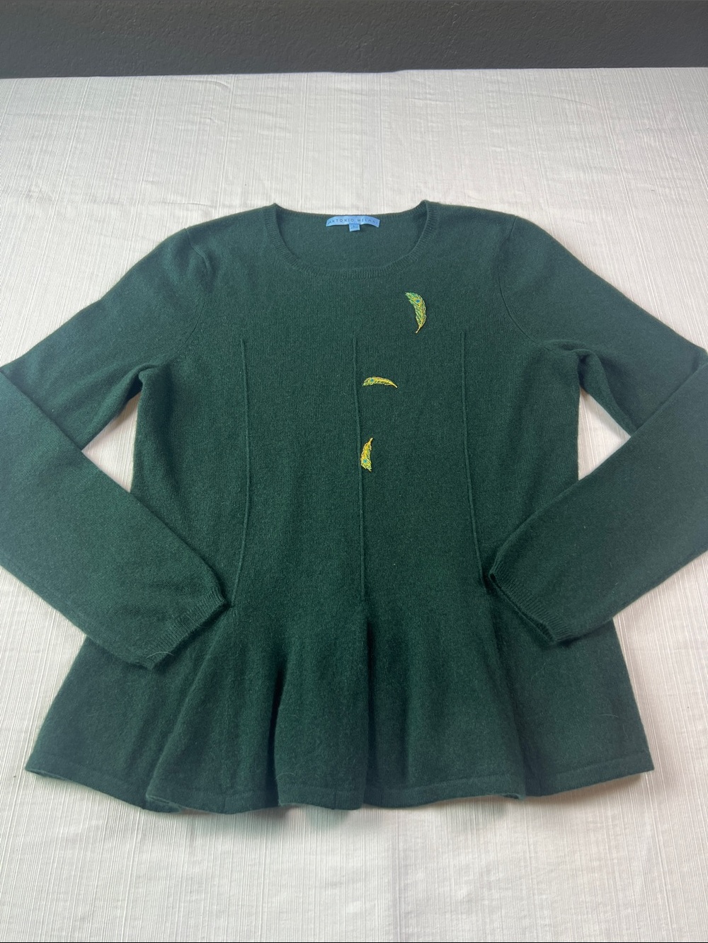 ANTONIO MELANI Dark Green 100% Cashmere Peplum Sweater with Front Embroidery
